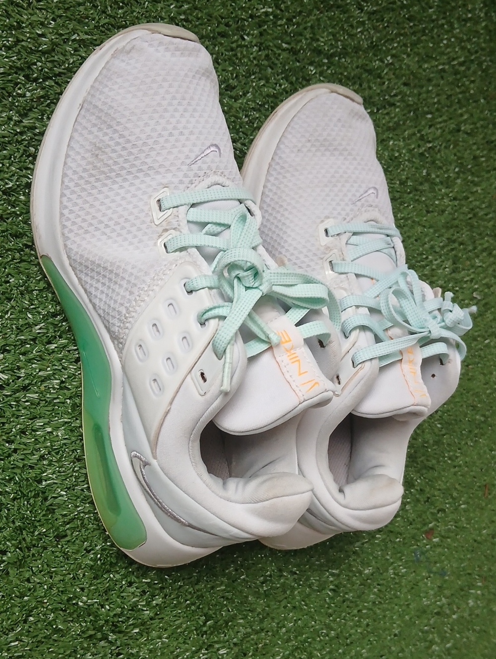 😍Nike Air Max 270 Athletic Shoes White & Green US 6.5